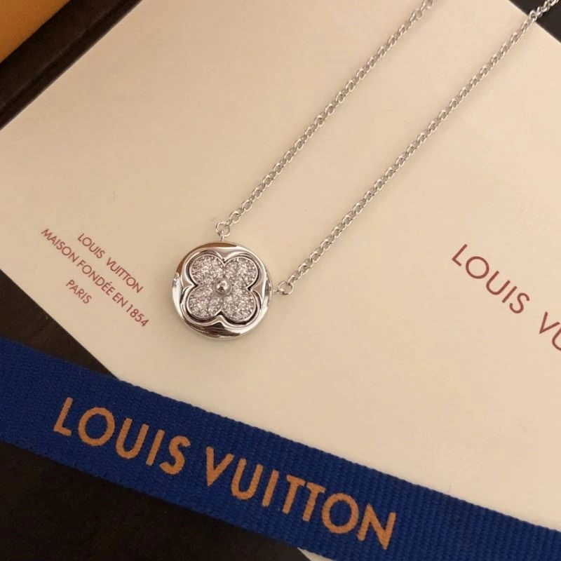 Louis Vuitton Necklaces Youthful 248939