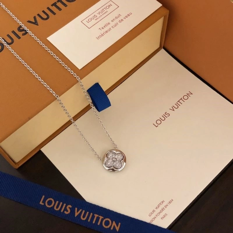 Louis Vuitton Necklaces Youthful 248939