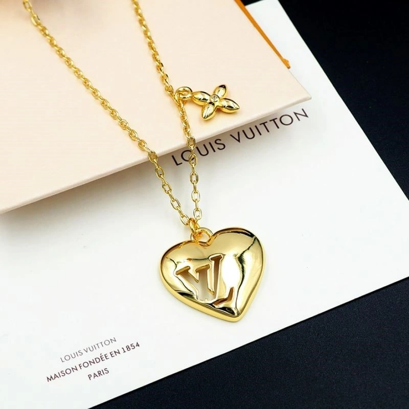 EyeCatching Louis Vuitton Necklaces 248956