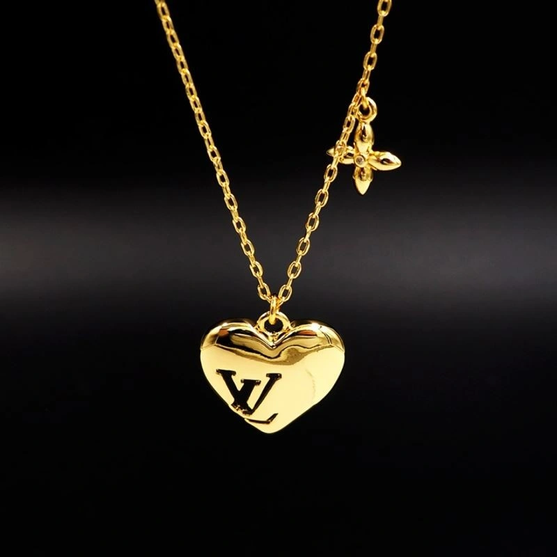 EyeCatching Louis Vuitton Necklaces 248956