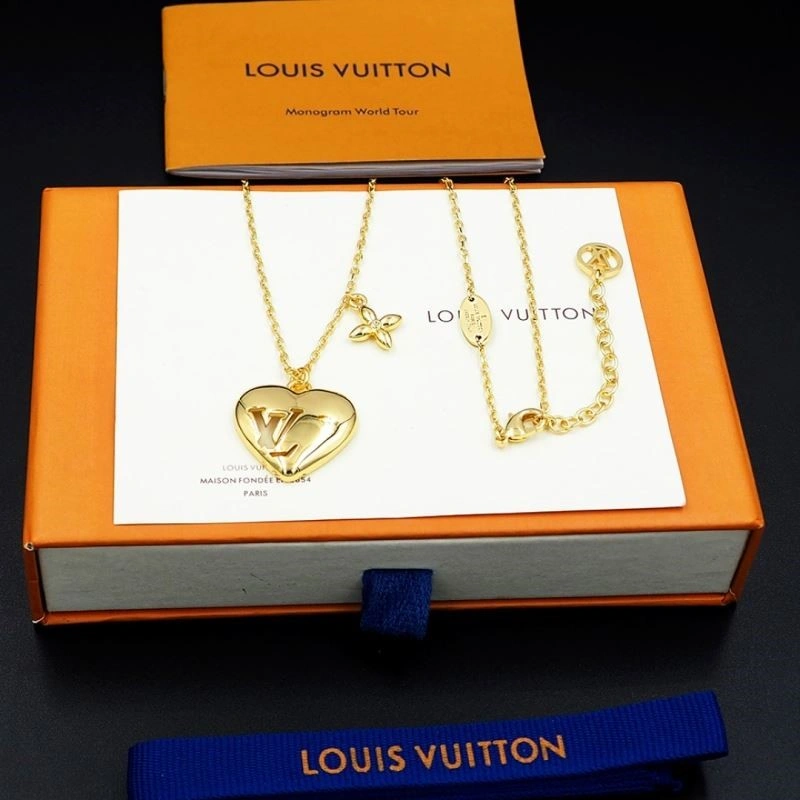 EyeCatching Louis Vuitton Necklaces 248956