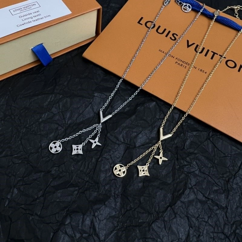 Louis Vuitton Necklaces Elegant 248952