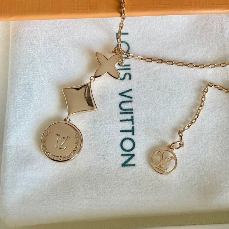 Tailored Louis Vuitton Necklaces 248961