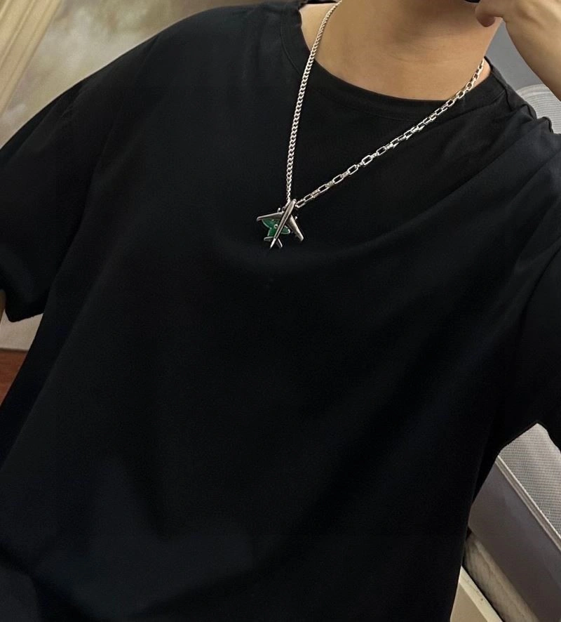 Louis Vuitton Necklaces Fashionable 248957