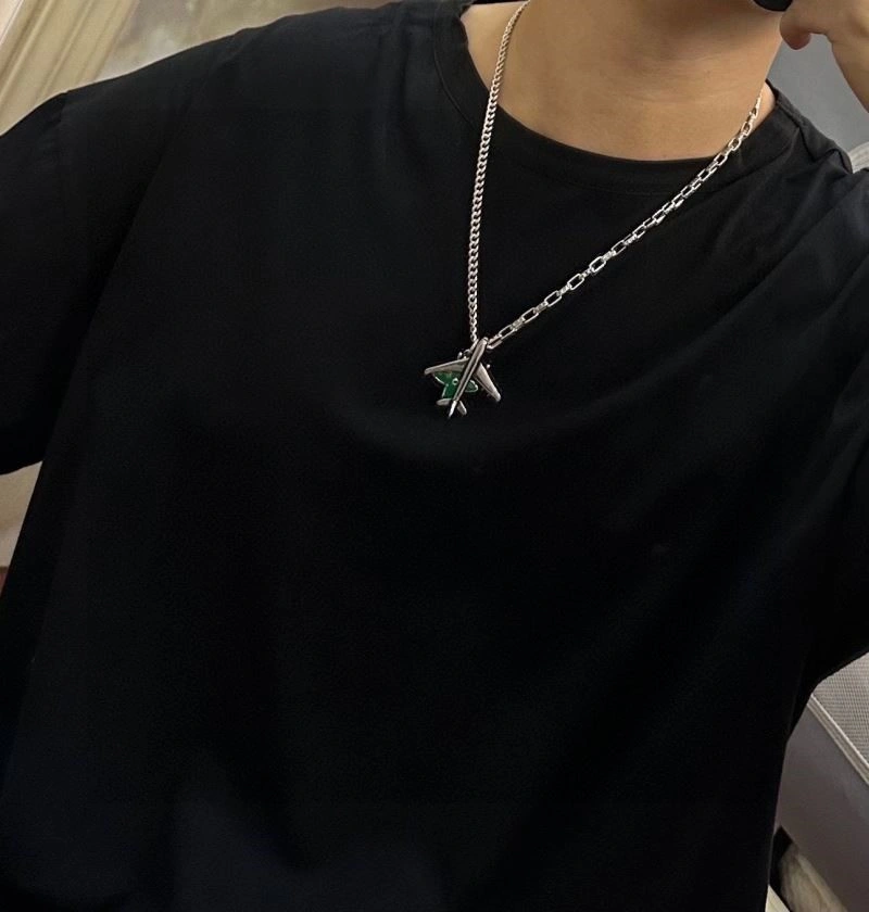 Louis Vuitton Necklaces Fashionable 248957