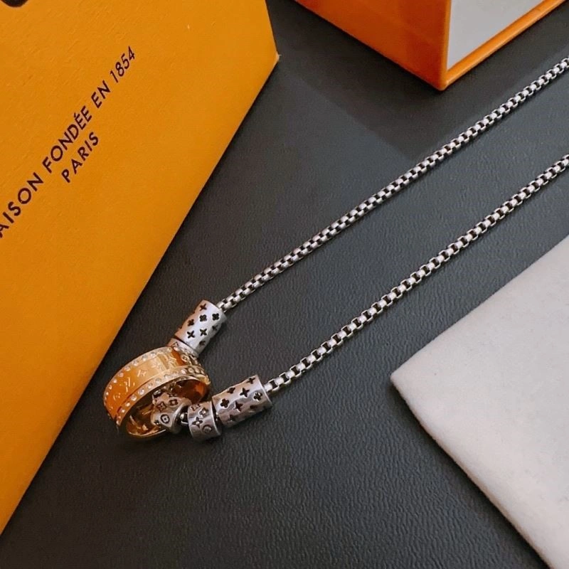 Louis Vuitton Necklaces Chic 248959