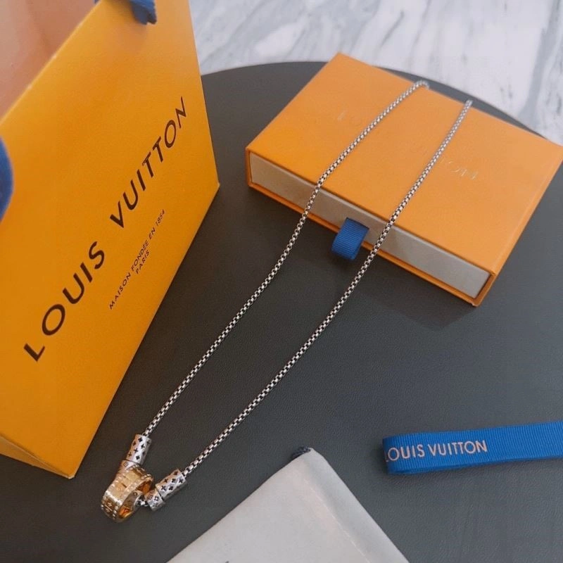 Louis Vuitton Necklaces Chic 248959