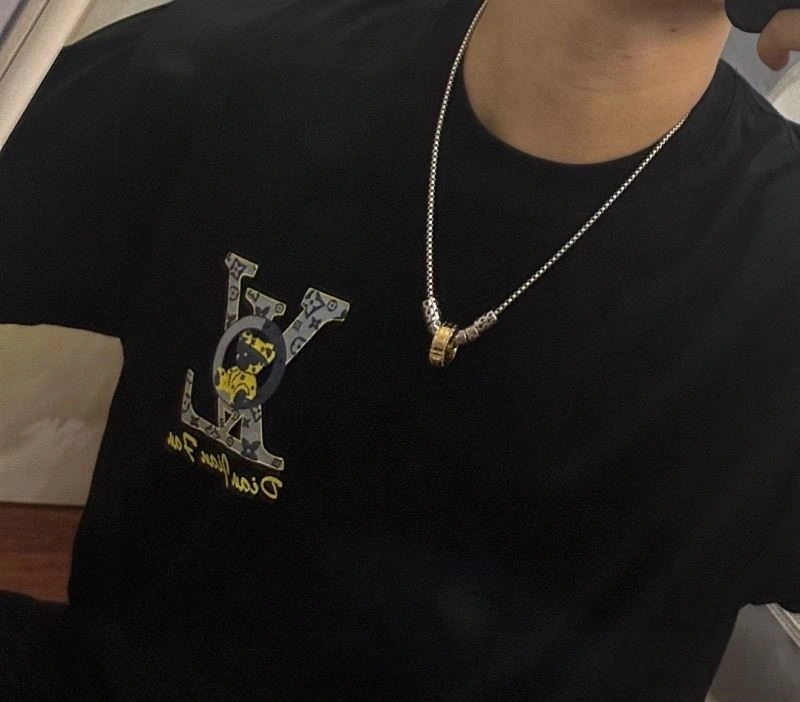 Louis Vuitton Necklaces Chic 248959