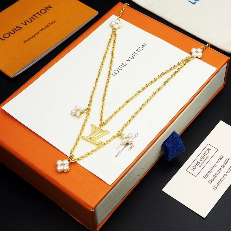 GoodFit Louis Vuitton Necklaces 248946