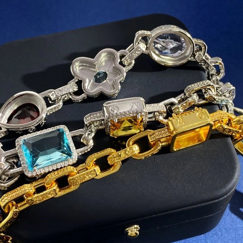FreshLook Louis Vuitton Necklaces 248964