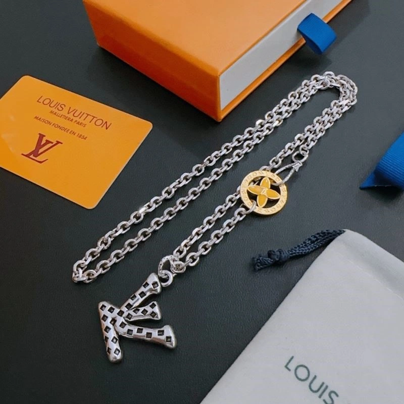 Louis Vuitton Necklaces Durable 248932