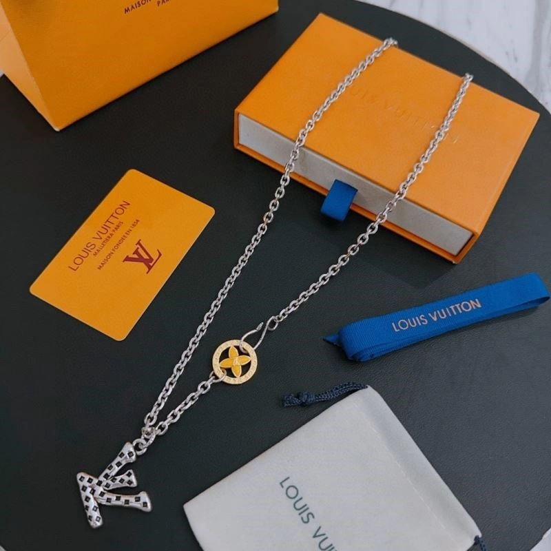 Louis Vuitton Necklaces Durable 248932