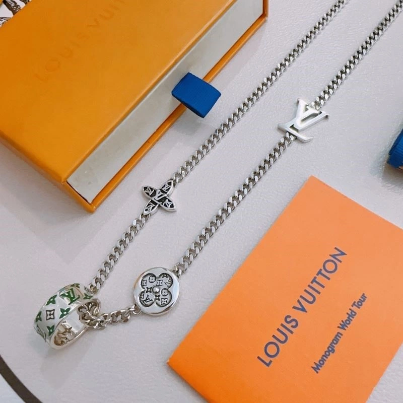 Practical Louis Vuitton Necklaces 248928