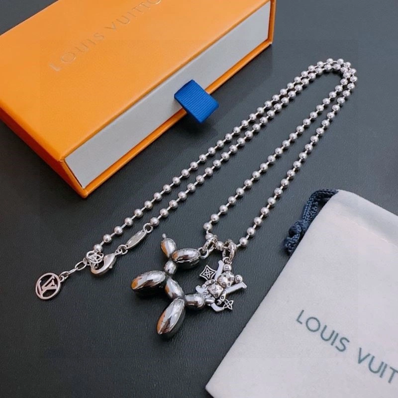Louis Vuitton Necklaces Breathable 248925