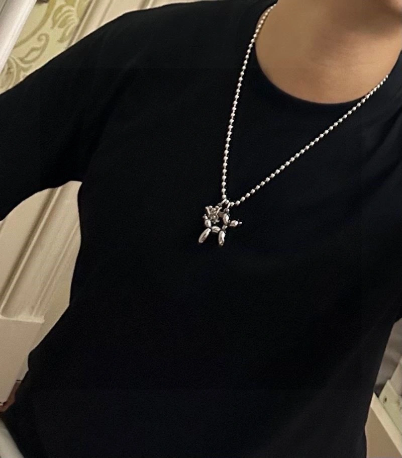 Louis Vuitton Necklaces Breathable 248925