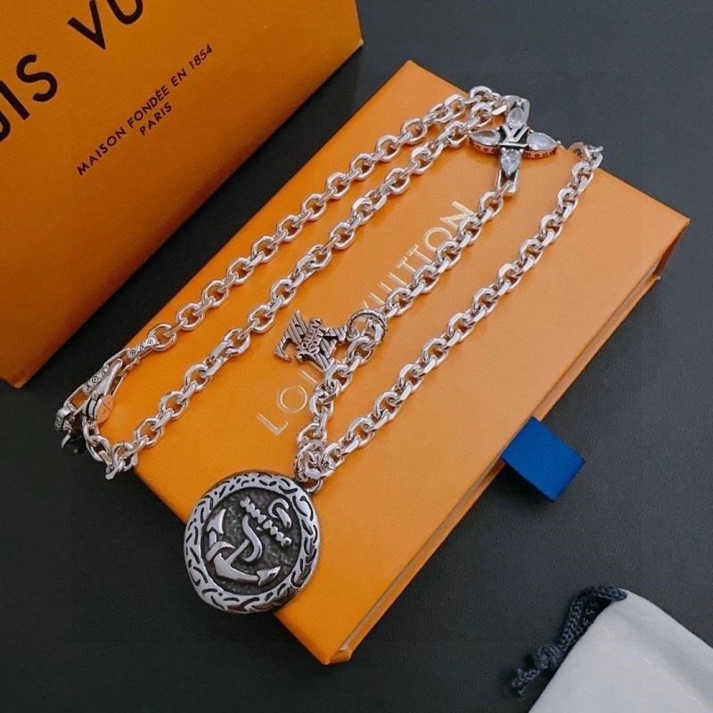Louis Vuitton Necklaces Modern 248901