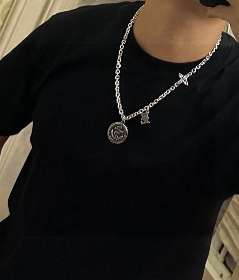 Louis Vuitton Necklaces Modern 248901