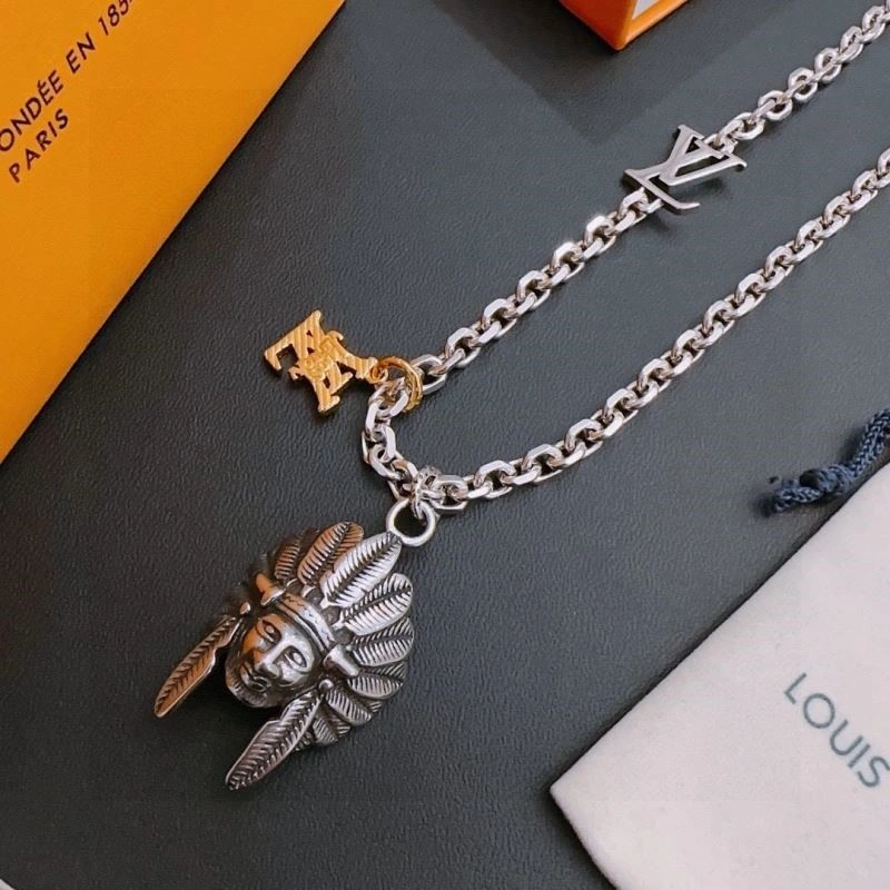 WaterResistant Louis Vuitton Necklaces 248919