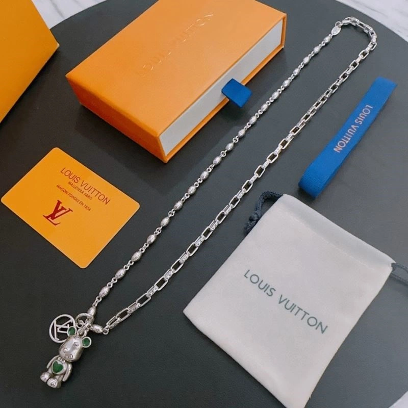 Unique Louis Vuitton Necklaces 248909