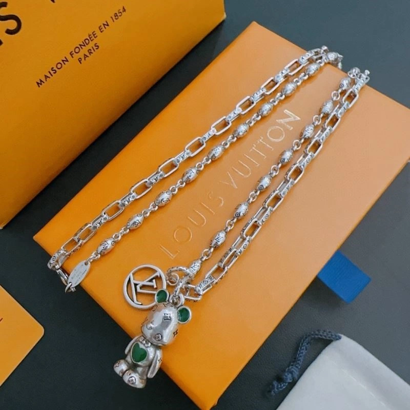 Unique Louis Vuitton Necklaces 248909