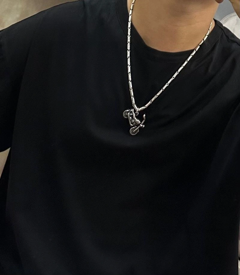 Casual Louis Vuitton Necklaces 248922