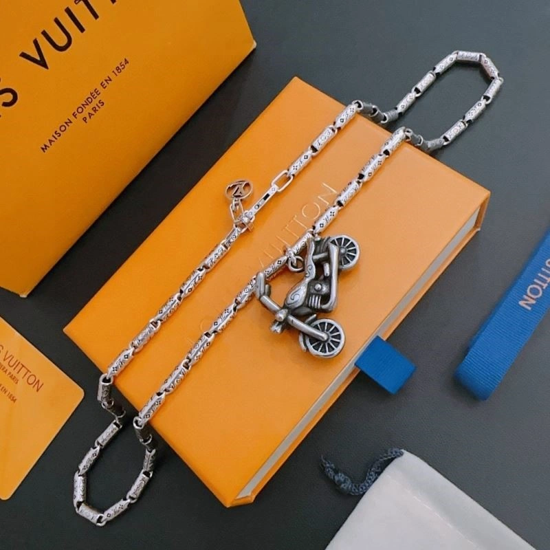 Casual Louis Vuitton Necklaces 248922