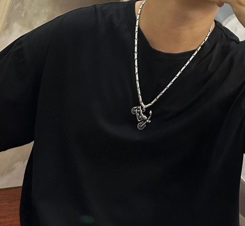 Casual Louis Vuitton Necklaces 248922