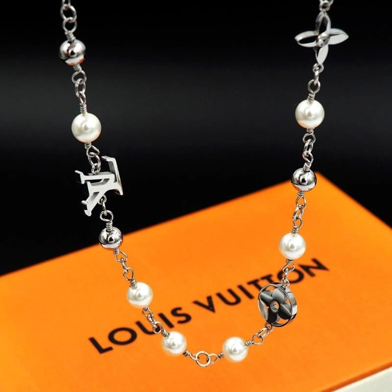 TimelessDesign Louis Vuitton Necklaces 248926