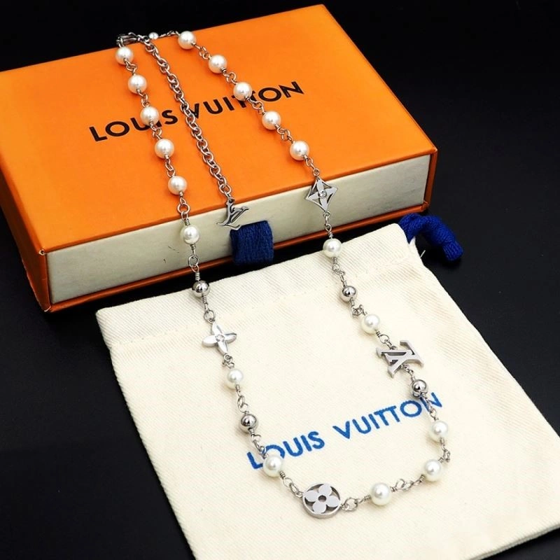 TimelessDesign Louis Vuitton Necklaces 248926