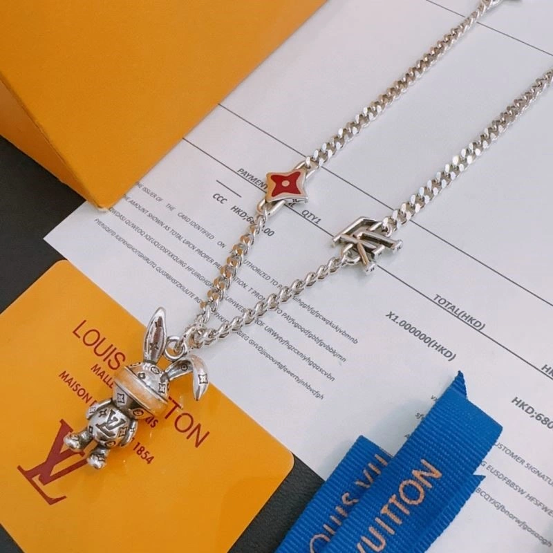 Unisex Louis Vuitton Necklaces 248910