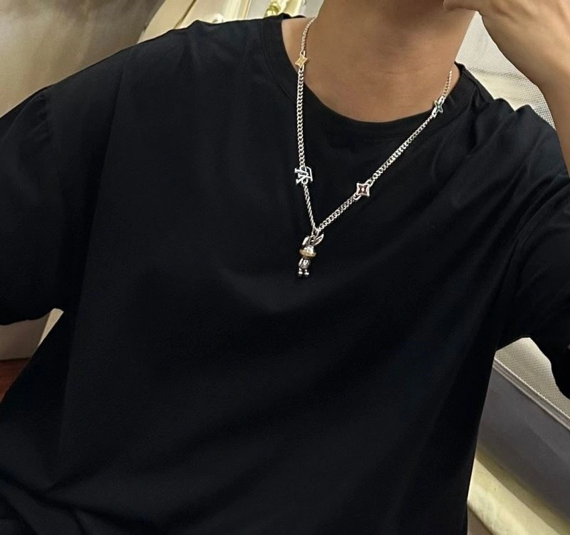 Unisex Louis Vuitton Necklaces 248910