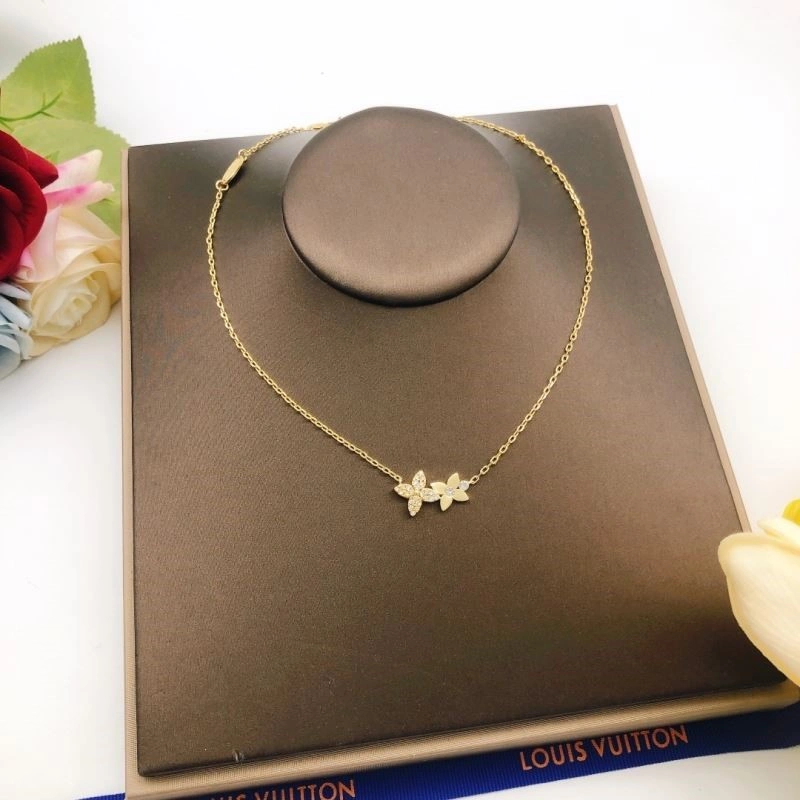 EasyCare Louis Vuitton Necklaces 248908
