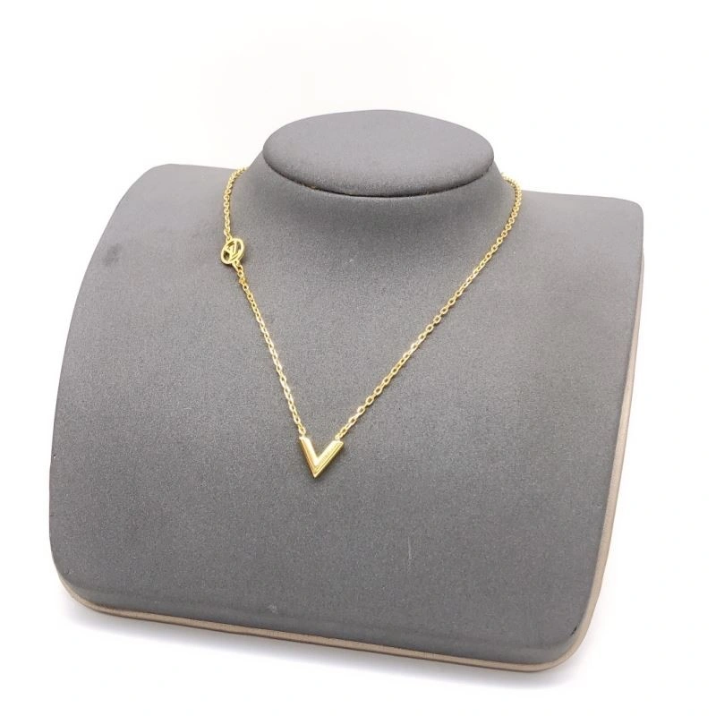Louis Vuitton Necklaces Timeless 248896
