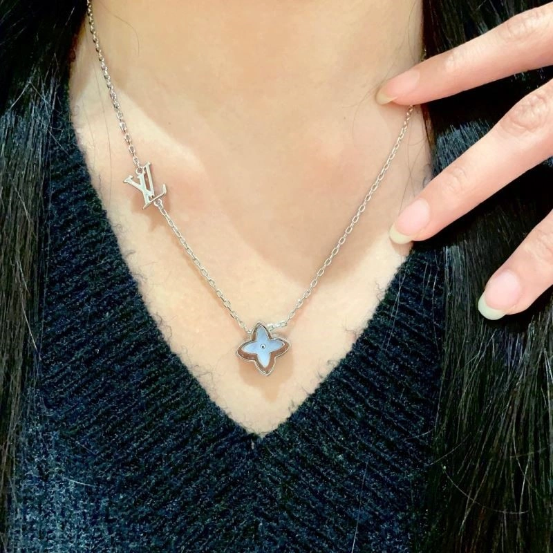 Durable Louis Vuitton Necklaces 248894