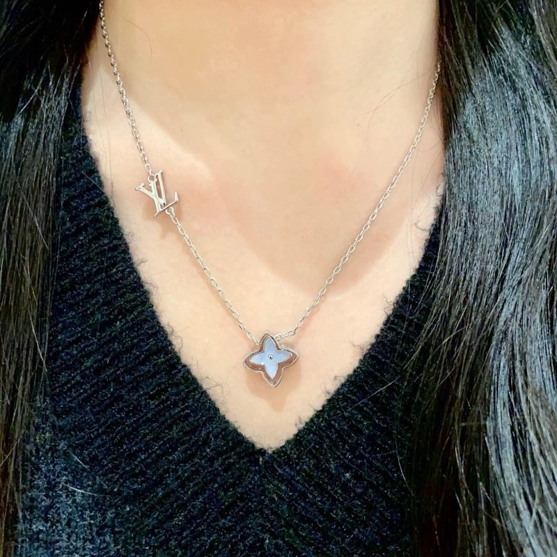 Durable Louis Vuitton Necklaces 248894
