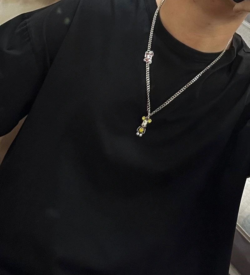 Louis Vuitton Necklaces Functional 248891