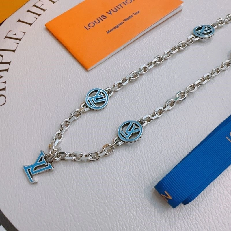 FreshLook Louis Vuitton Necklaces 248889