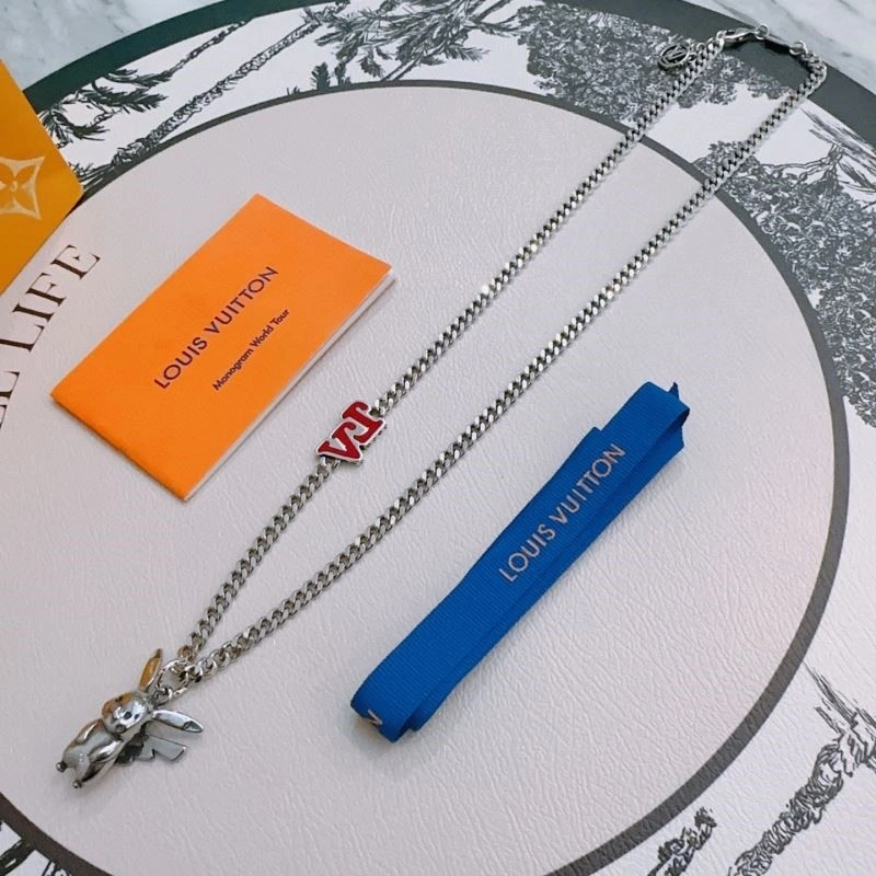 Attractive Louis Vuitton Necklaces 248888