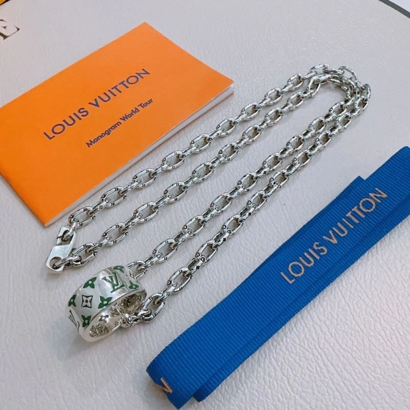 WaterResistant Louis Vuitton Necklaces 248886