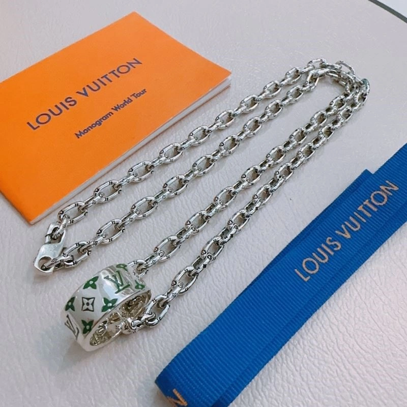 WaterResistant Louis Vuitton Necklaces 248886