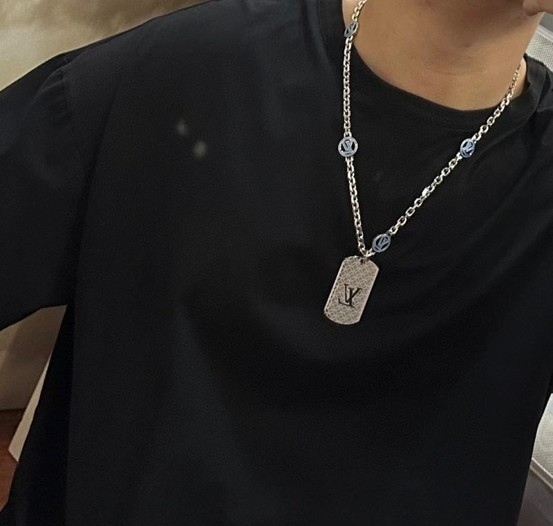 Louis Vuitton Necklaces Durable 248865