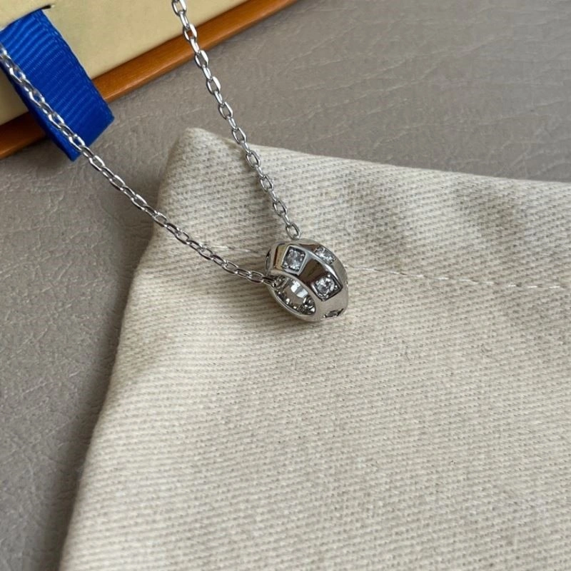 Louis Vuitton Necklaces Cozy 248855