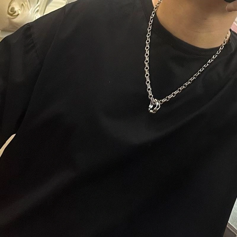 Packable Louis Vuitton Necklaces 248869