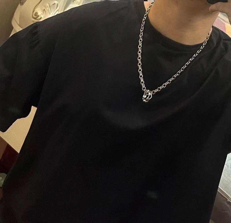 Packable Louis Vuitton Necklaces 248869