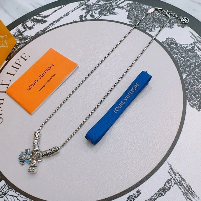 Louis Vuitton Necklaces Vibrant 248860