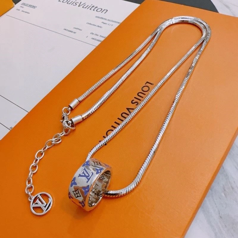 Louis Vuitton Necklaces Refined 248870