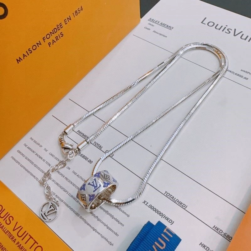Louis Vuitton Necklaces Refined 248870