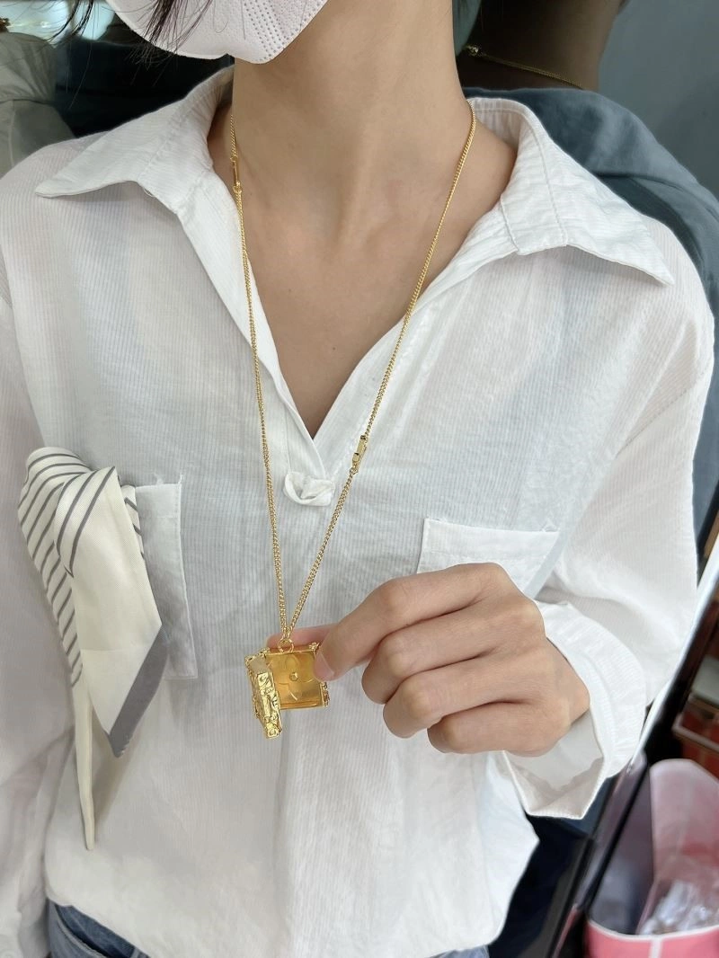Louis Vuitton Necklaces Casual 248866