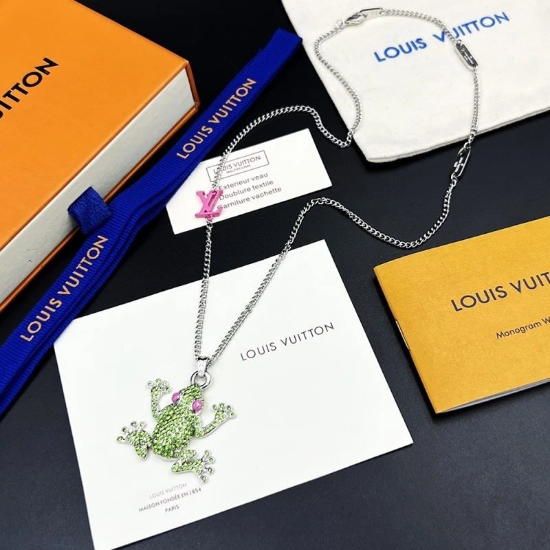 Louis Vuitton Necklaces SunProtective 248880