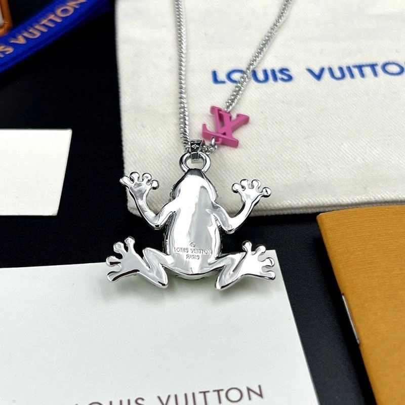 Louis Vuitton Necklaces SunProtective 248880
